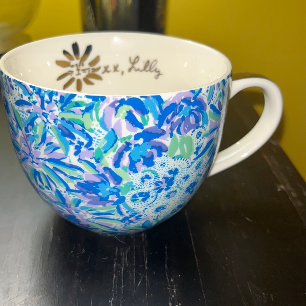 Lilly Pulitzer mug Lions sun blue purple green white